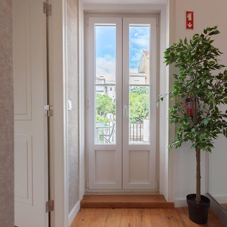 Flh Portas Do Sol Duplex With Terrace Apartment Lisbon Luaran gambar